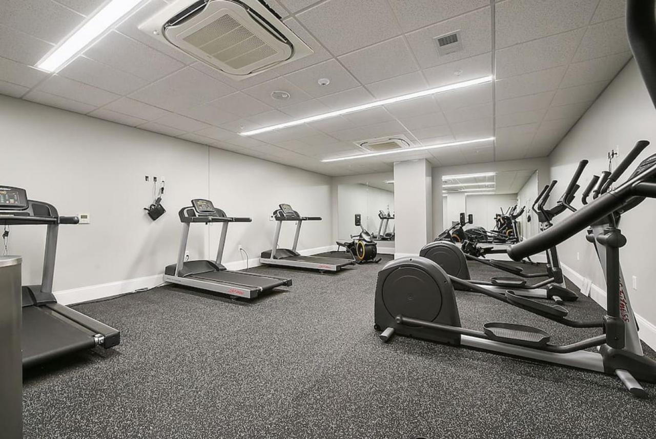 Hostwise Stays - The Washington At Chatham - Free Parking, Private Gym, Skyline Views! Питтсбург Экстерьер фото